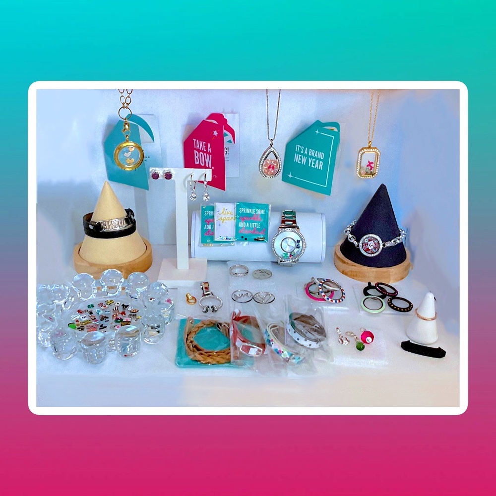 Origami Owl: "Lockets/Charms/Stardust/Chains/Watch, COTM"